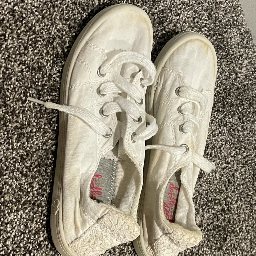 Women’s Shoes